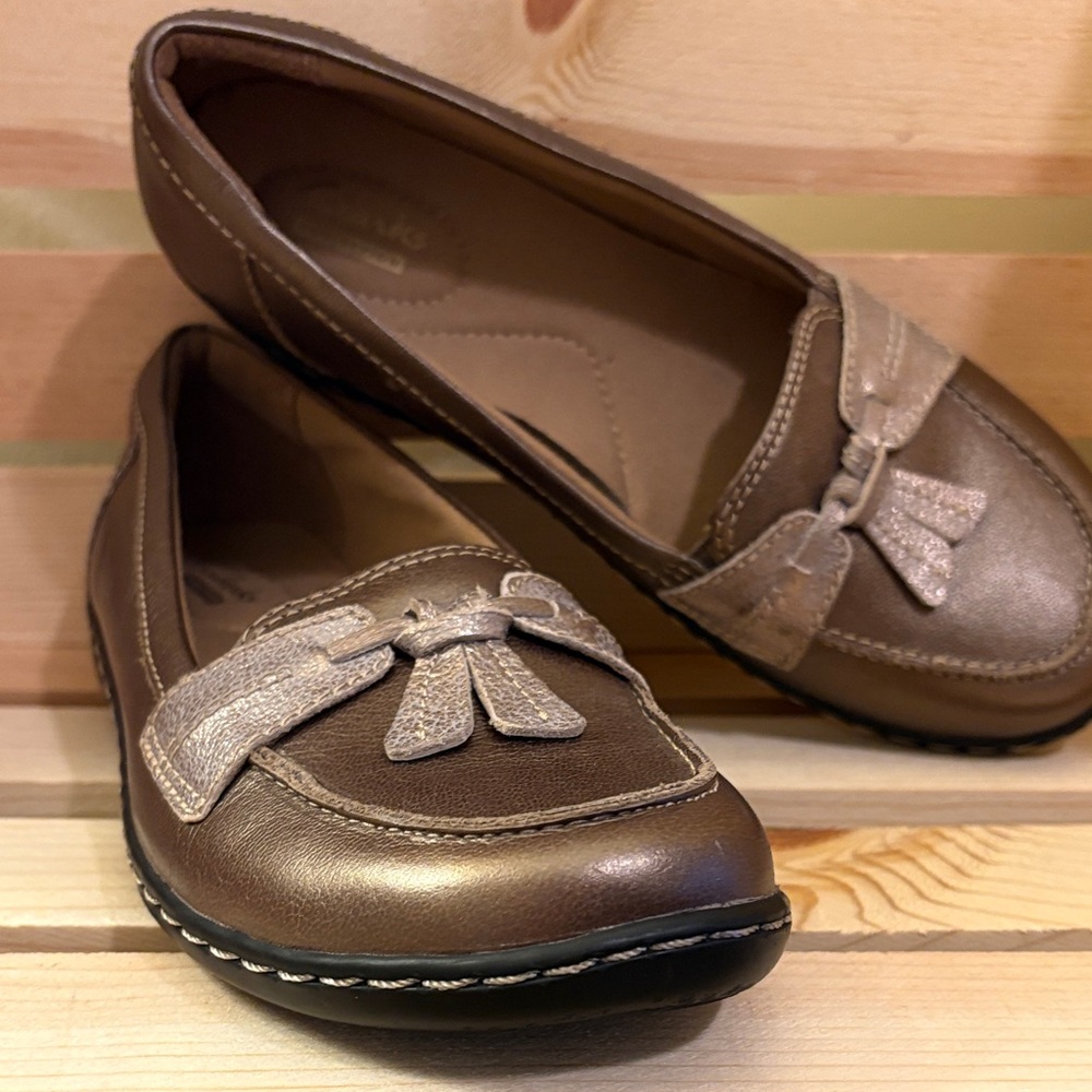 Clark’s Women’s Ashland Loafer in Metallic Bronze